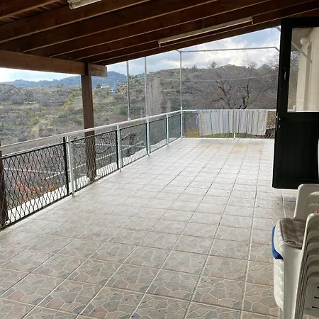 House On The Mountain 曼德里尔